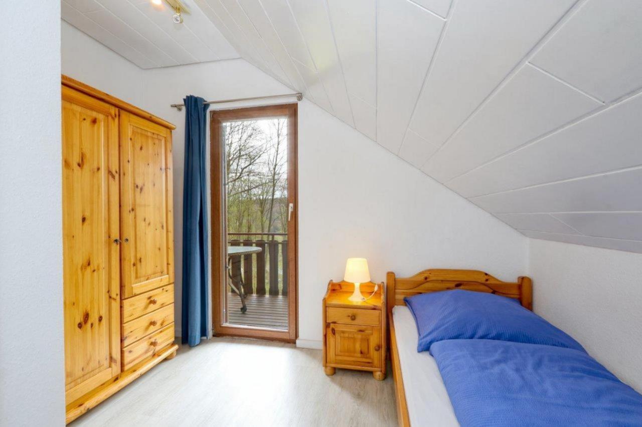 Seepark Kirchheim Ferienhaus Bei Zeta Mit Sauna Bagian luar foto