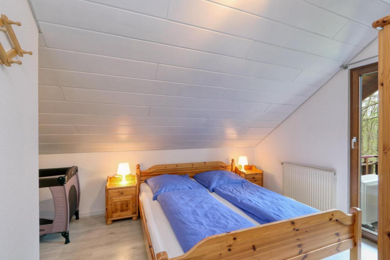 Seepark Kirchheim Ferienhaus Bei Zeta Mit Sauna Bagian luar foto