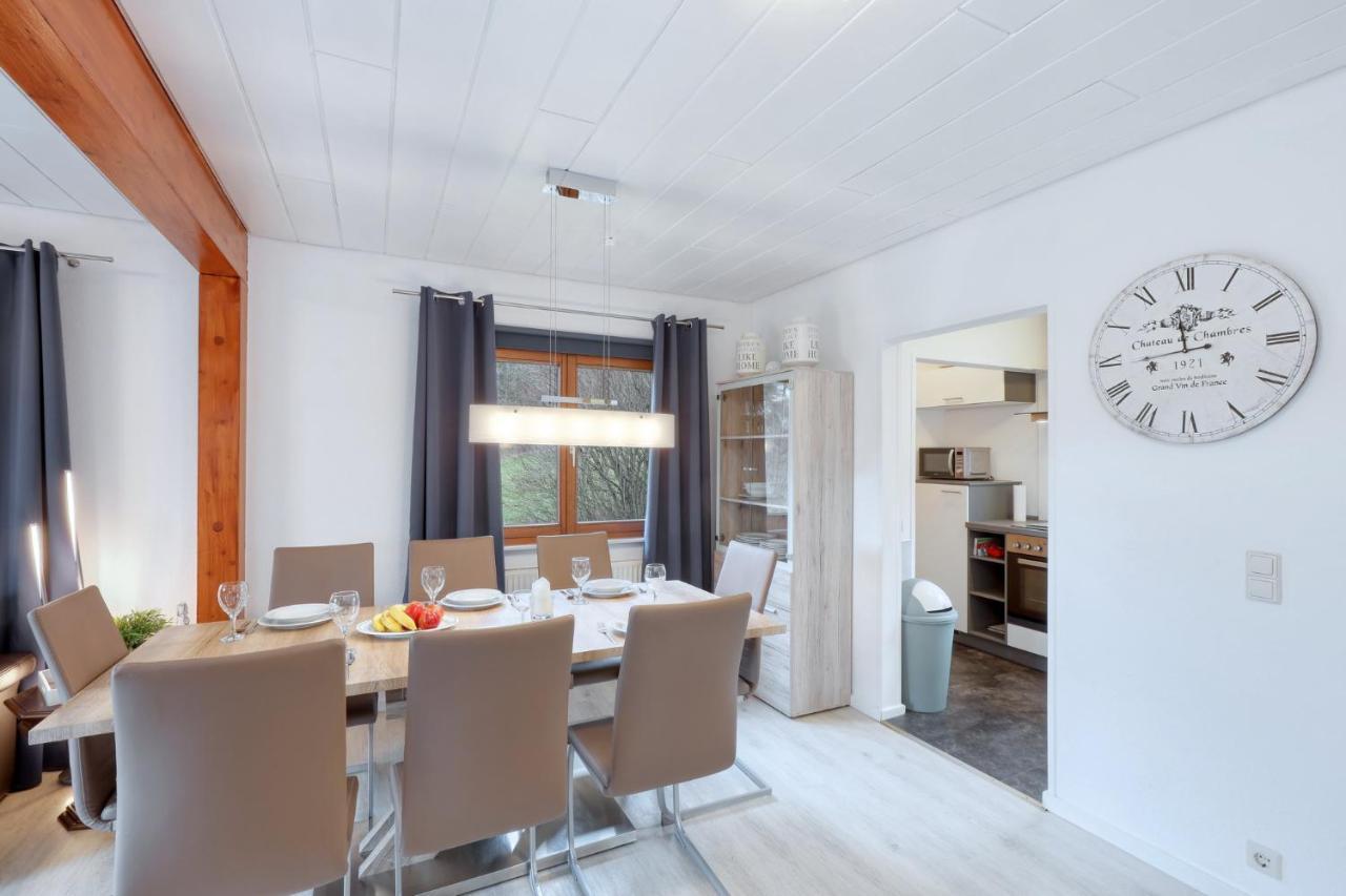 Seepark Kirchheim Ferienhaus Bei Zeta Mit Sauna Bagian luar foto